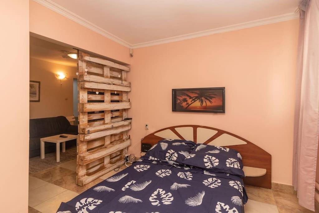 Charming Artistic Central Apartment Sofia Bagian luar foto